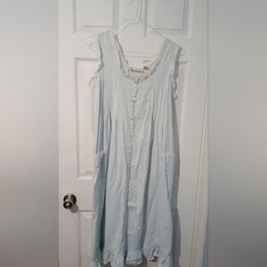 Chic Pastel Blue Cottagecore Sleeveless Cotton Nightgown